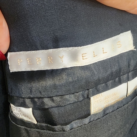 PERRY ELLIS men's Black Corduroy Blazer Size 40 Medium - Picture 10 of 15